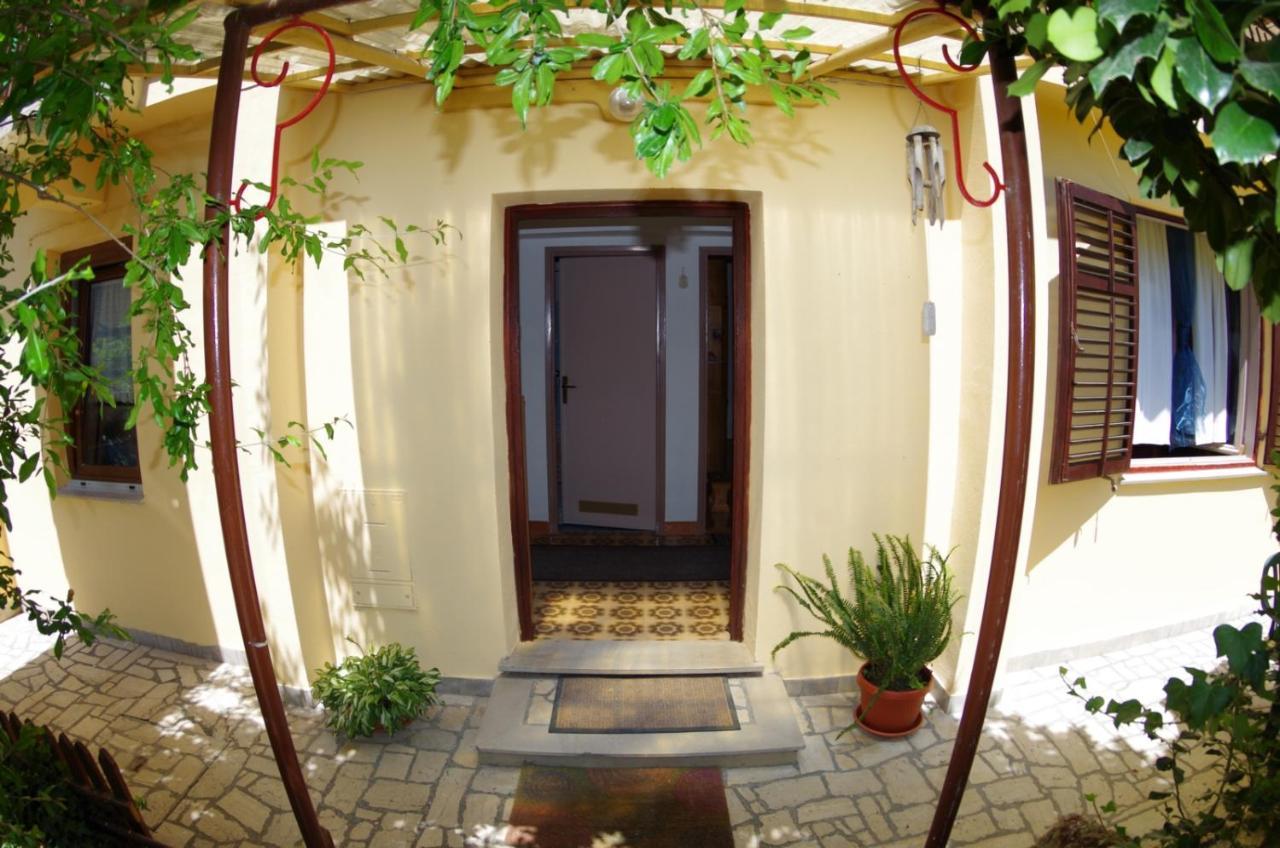 Apartment Ruzica, *